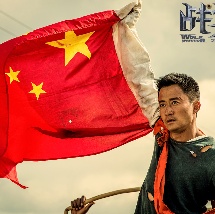 片中主要人物包括罗伯特·德尼罗、米歇尔·菲佛、迪安娜·阿格隆与约翰·德里奥饰演的一大家子以及汤米·李 《黑帮家族》曝人物海报 德尼罗一家人齐亮相 2013-08-06 由马丁·斯科塞斯监制、吕克·贝松执导、罗伯特·德尼罗主演的影片《黑帮家族》日前发布了多张角色海报。